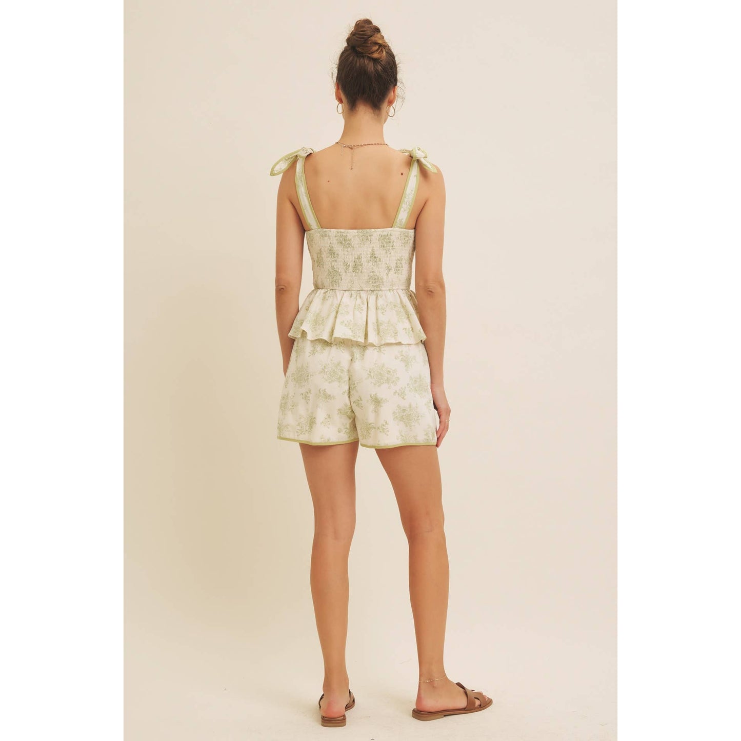 FRENCH RIVIERA COUNTRYSIDE VINTAGE FLORAL SHORTS WITH BACK ELASTIC