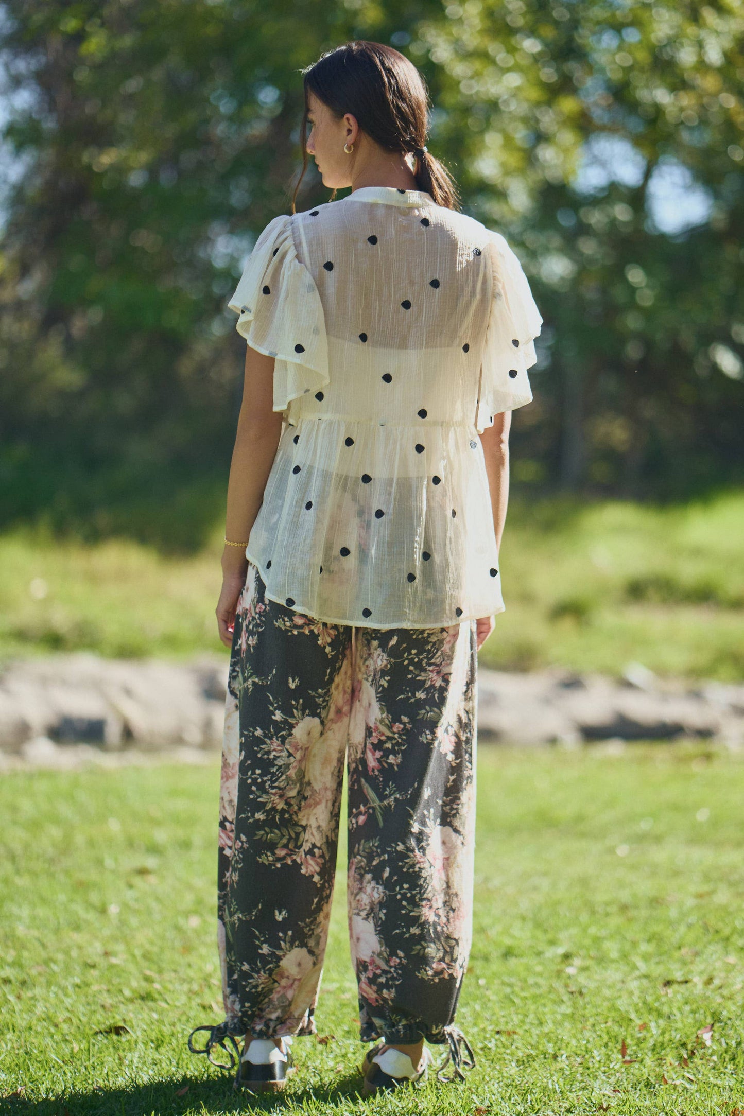 LIBBY FLORAL PRINTED DENIM WIDE MID HIGH WAIST PANT