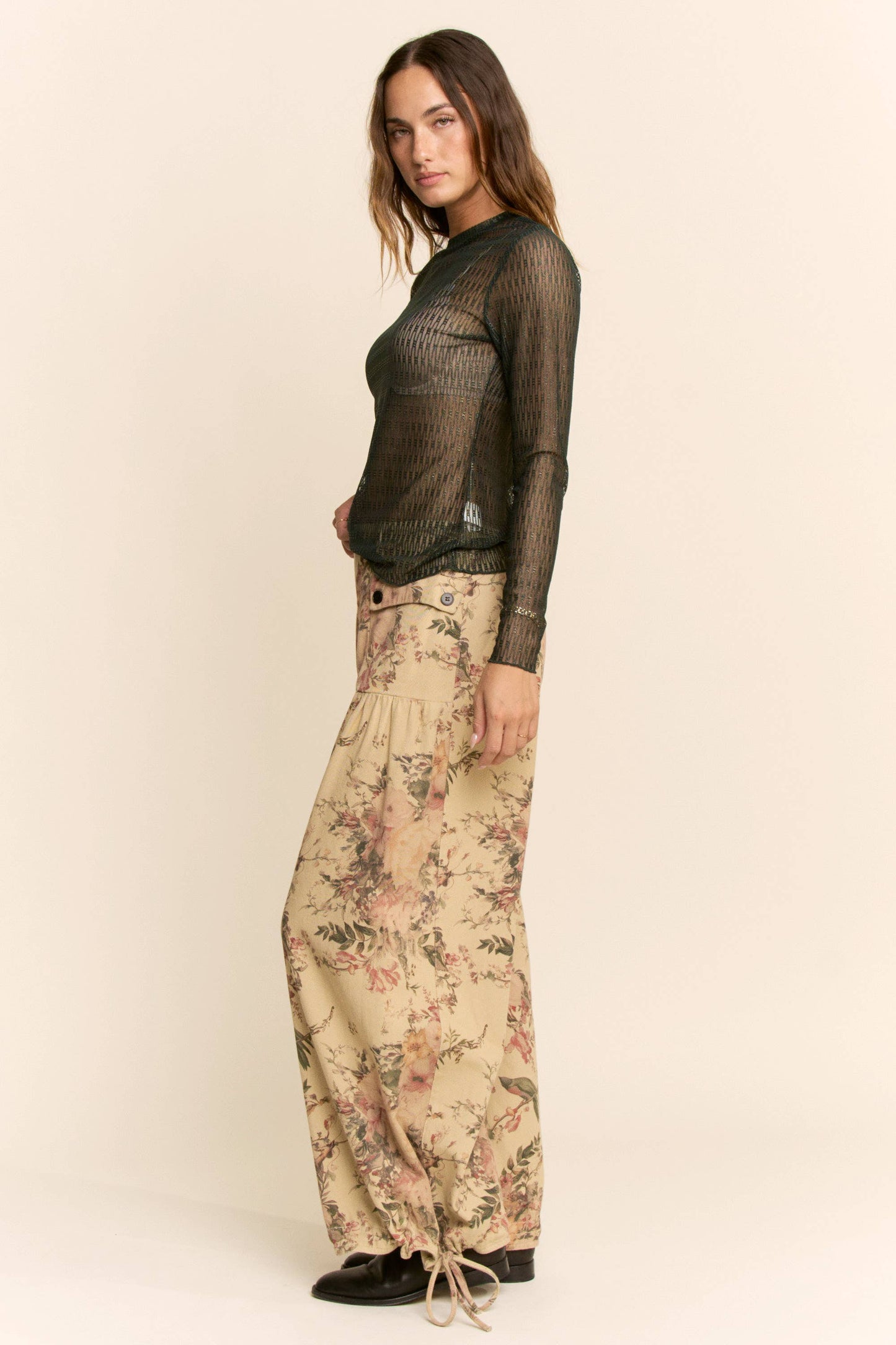 LIBBY PLUS FLORAL PRINT DENIM WIDE MID HIGH WAIST PANT