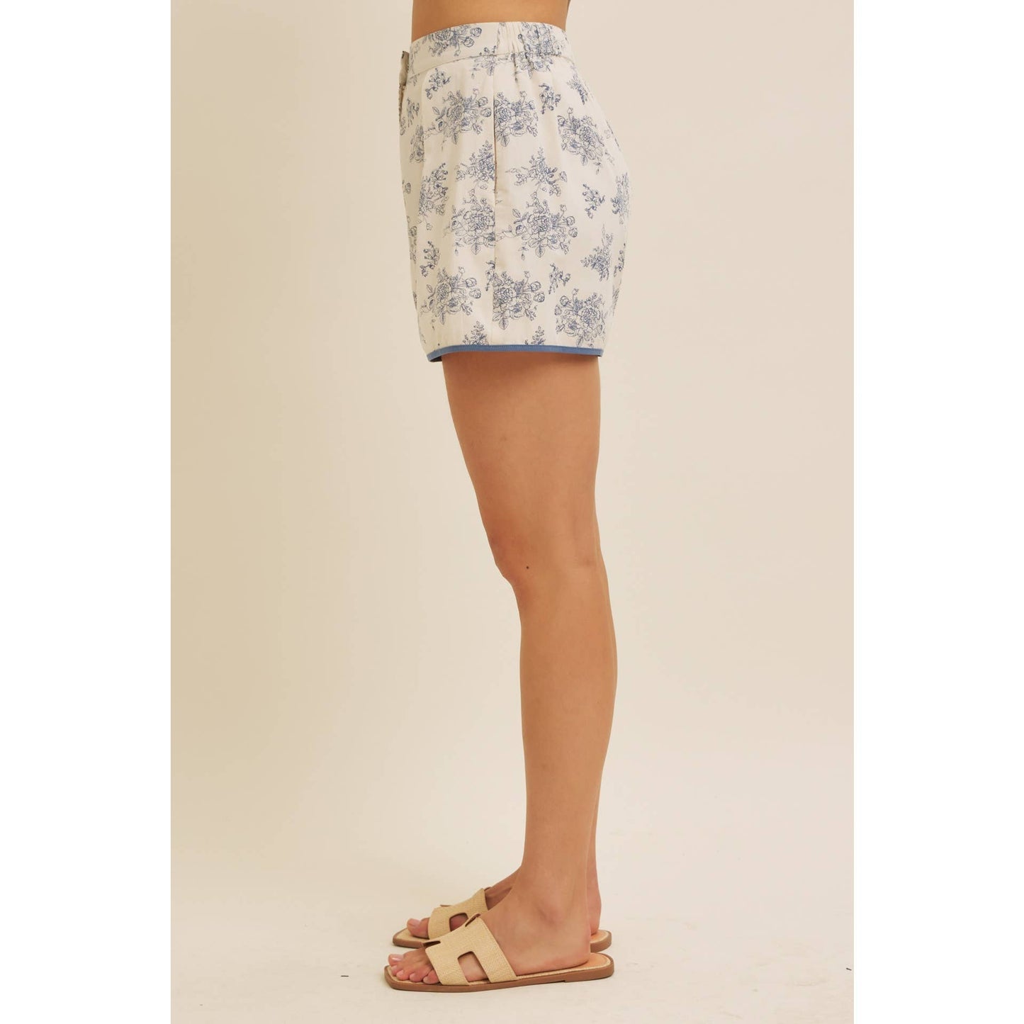 FRENCH RIVIERA COUNTRYSIDE VINTAGE FLORAL SHORTS WITH BACK ELASTIC