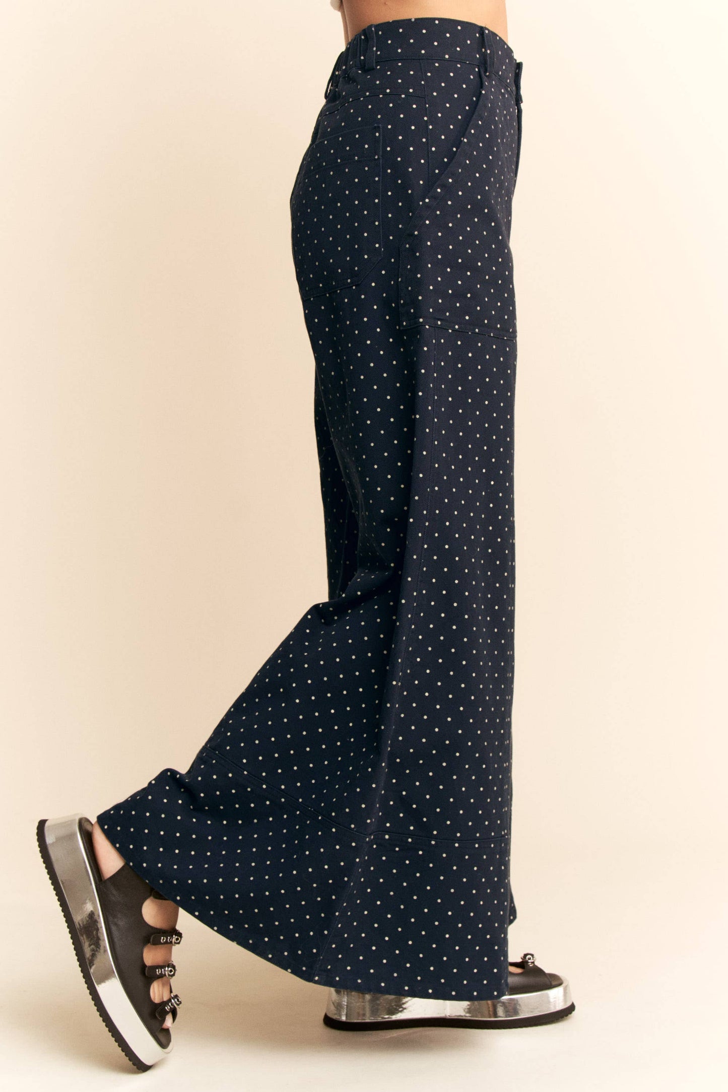 DP40212A - WASHED  RUFFLE LACE BOTTOM PANTS