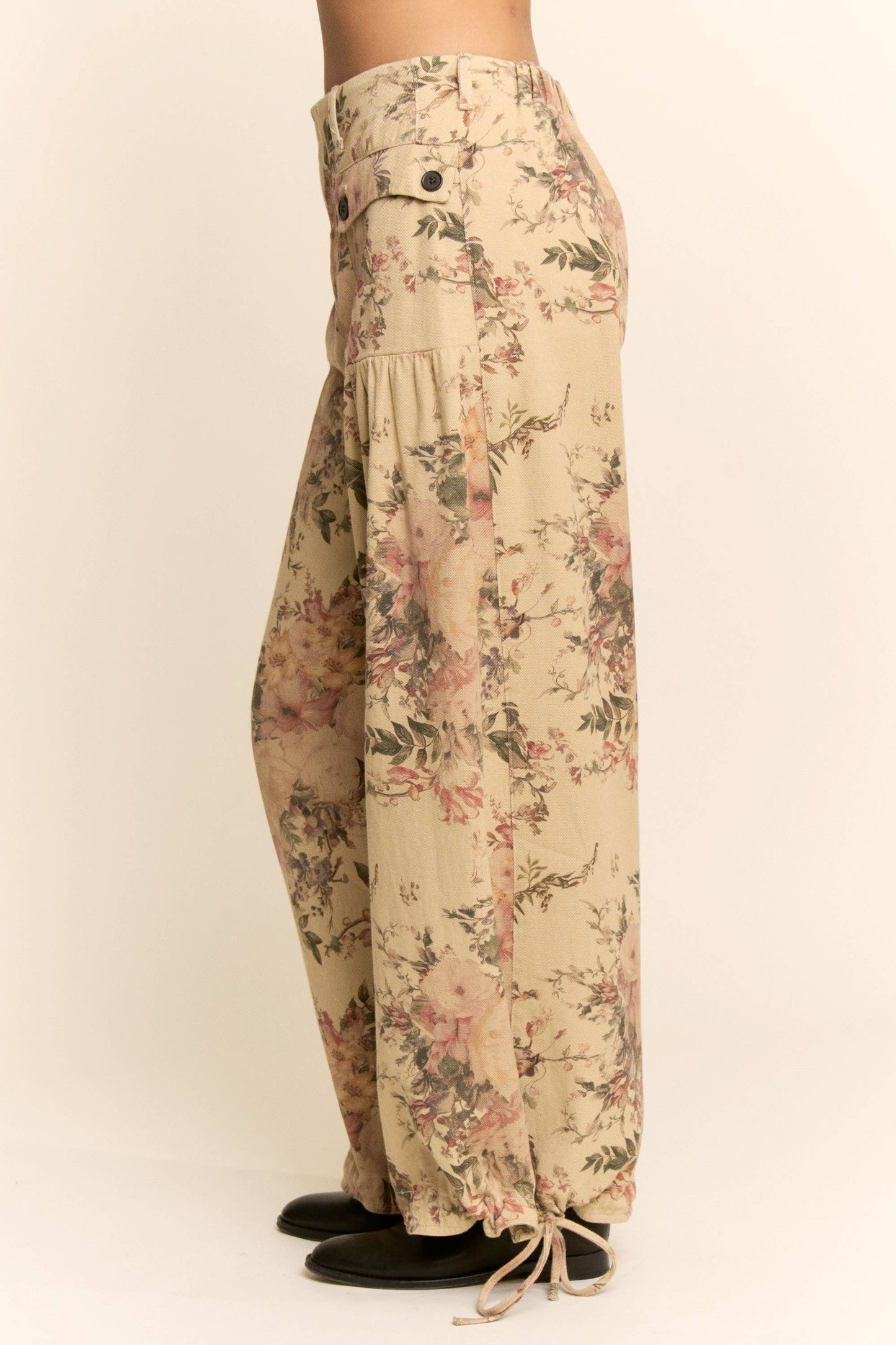 LIBBY PLUS FLORAL PRINT DENIM WIDE MID HIGH WAIST PANT