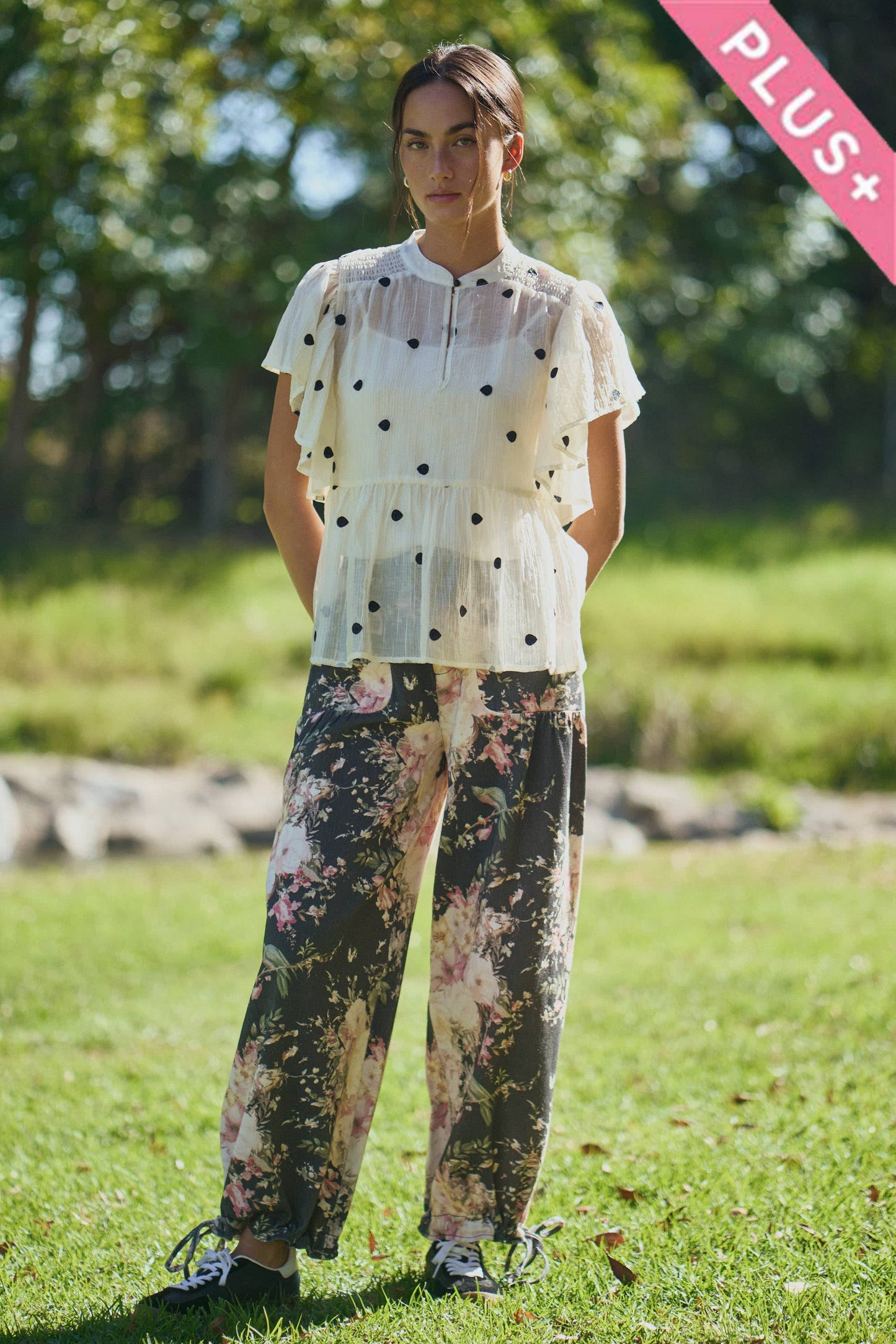 LIBBY PLUS FLORAL PRINT DENIM WIDE MID HIGH WAIST PANT