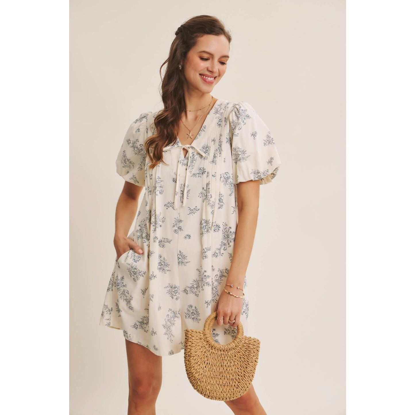 SAINT TROPEZ BLENDING CLASSIC WITH EASY SHAPE PLEATED TOILE ROMPER