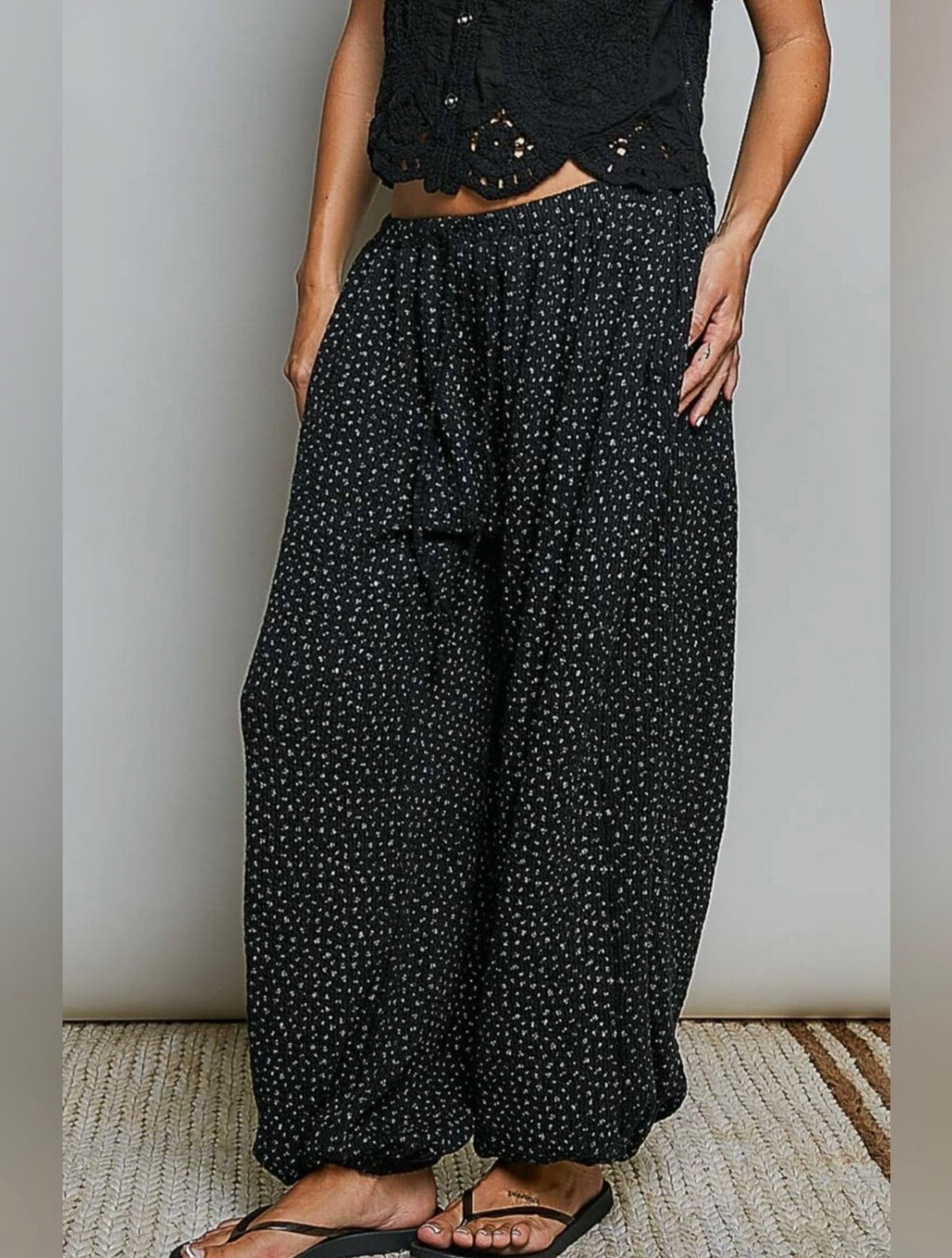 Chloe Floral Knit Black Joggers