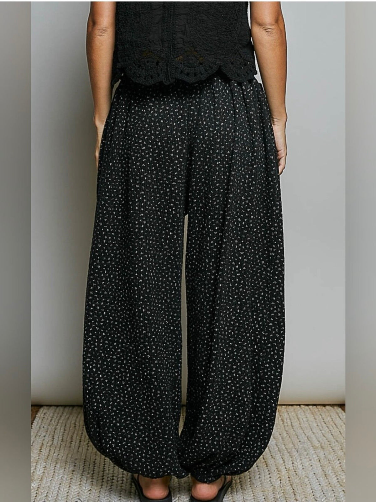 Chloe Floral Knit Black Joggers