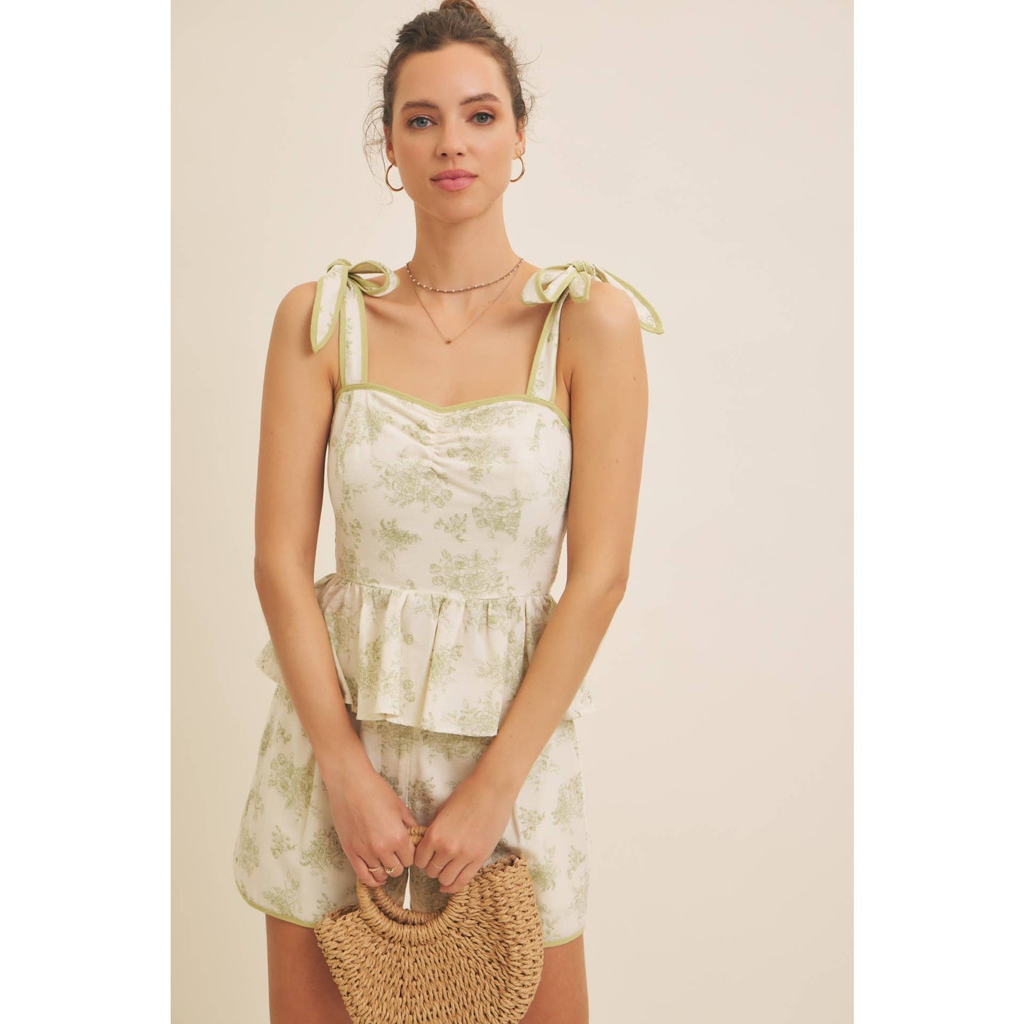 FRENCH RIVIERA COUNTRYSIDE VINTAGE FLORAL SHORTS WITH BACK ELASTIC