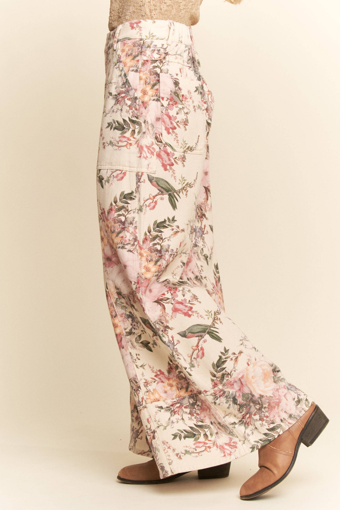 DP40212A - WASHED  RUFFLE LACE BOTTOM PANTS