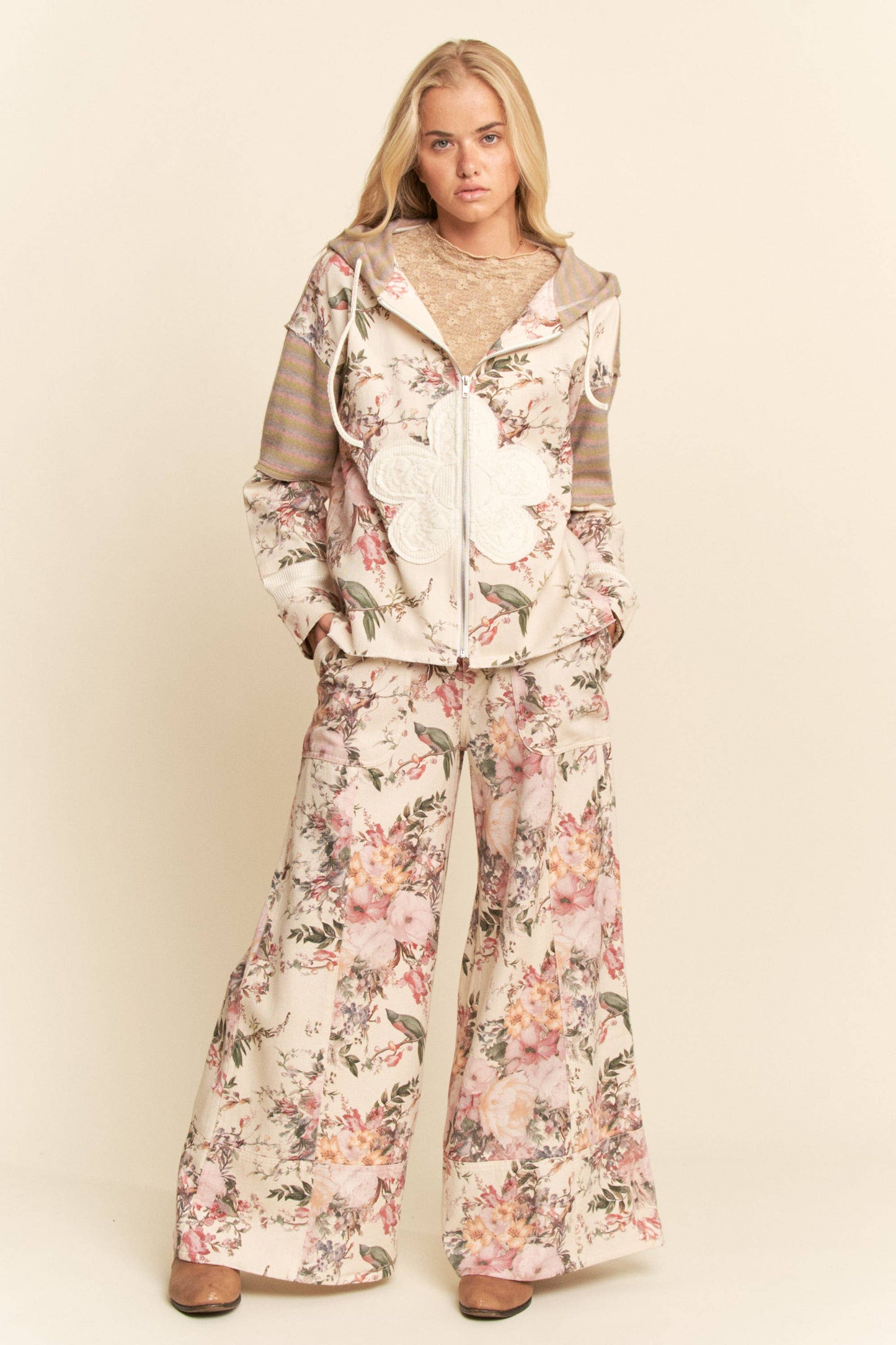 DP40212A - WASHED  RUFFLE LACE BOTTOM PANTS