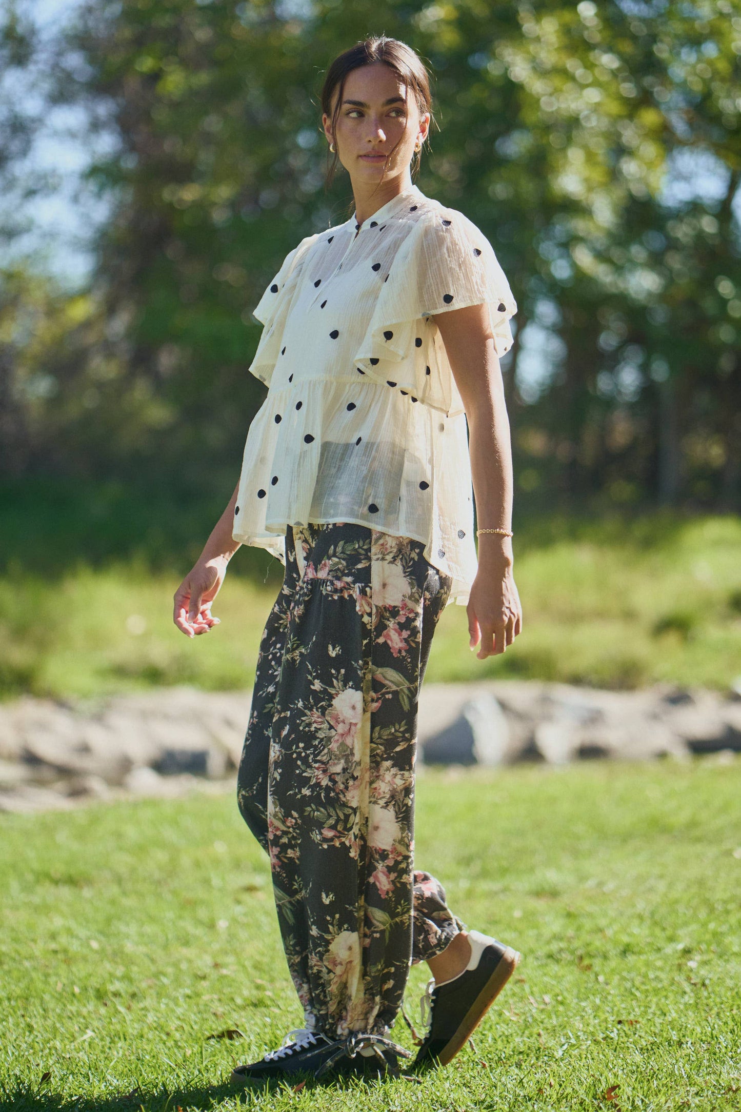 LIBBY FLORAL PRINTED DENIM WIDE MID HIGH WAIST PANT